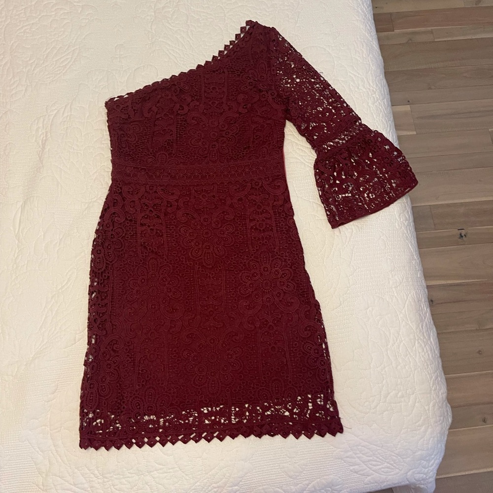 Lulu’s Burgandy cocktail dress